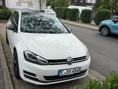 Gebraucht VW Golf VII Comfortline 86 PS (63 kW) 2013 Weiß Limousine