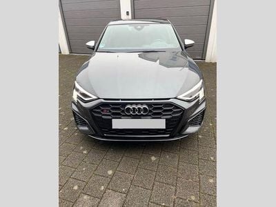 Grau Gebraucht 2021 Audi S3 Design Limousine | 41.000 € (Teuer)