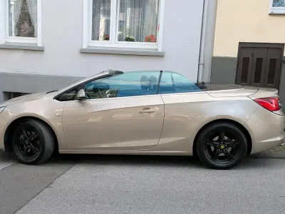Gebraucht Opel Cascada 140 PS (102 kW) 2014 Beige Cabrio