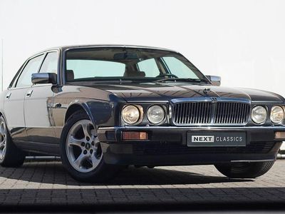 Grau Gebraucht 1989 Jaguar XJ40 Sovereign Limousine | 8.950 €