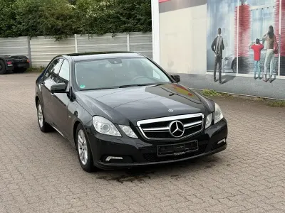 Gebraucht Mercedes 220 177 PS (130 kW) 2010 Schwarz Limousine