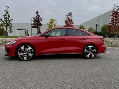 Gebraucht Audi S3 Sport 333 PS (244 kW) 2024 Rot Limousine