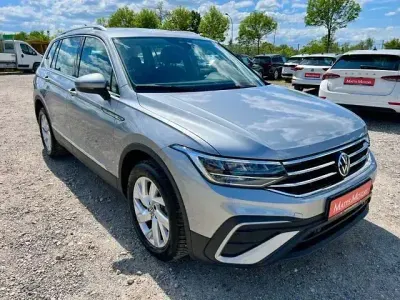 Gebraucht VW Tiguan Allspace Life 150 PS (110 kW) 2025 Silber SUV
