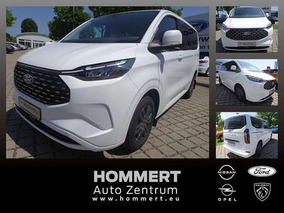 Nouă Ford Tourneo Titanium 170 CP (125 kW) 2026 Alb Monovolum