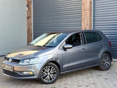 Gebraucht VW Polo Allstar 90 PS (66 kW) 2016 Grau Limousine