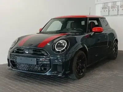 Używany Mini John Cooper Works 156 KM (114 kW) 2024 Szary Hatchback