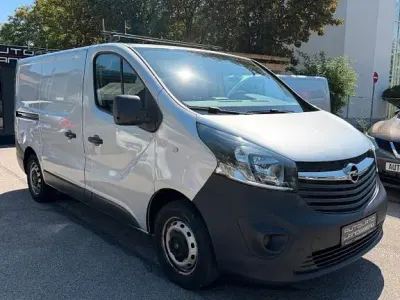 Gebraucht Opel Vivaro 116 PS (85 kW) 2016 Silber Van / Kleinbus