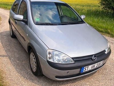Usata Opel Corsa Comfort 75 CV (55 kW) 2001 Argento Utilitaria