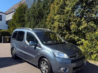 Gebraucht Citroën Berlingo SELECTION 93 PS (68 kW) 2013 Grau Van / Kleinbus