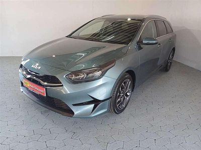 Second-hand Kia Ceed Sportswagon 140 CP (102 kW) 2025 Gri Break