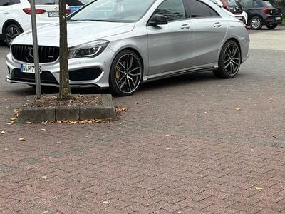 Mercedes CLA250