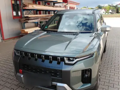 Gebraucht SsangYong Tivoli 163 PS (119 kW) 2023 Grün SUV
