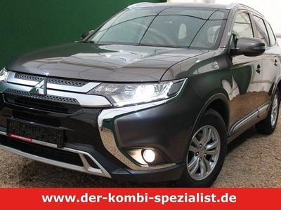 Gebraucht Mitsubishi Outlander Diamant Edition 150 PS (110 kW) 2020 Greyish brown SUV