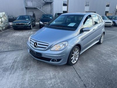 Usata Mercedes B200 193 CV (141 kW) 2005 Blu Monovolume
