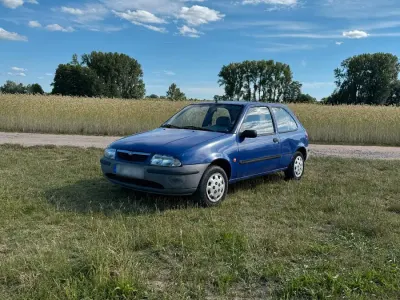 Gebraucht Mazda 121 58 PS (42 kW) 1997 Kleinwagen