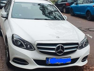 Mercedes E200