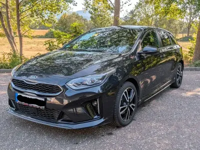 Gebraucht Kia Ceed GT GT-Line 136 PS (100 kW) 2020 Schwarz Limousine