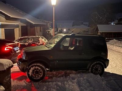 Grün Gebraucht 2011 Suzuki Jimny Ranger SUV | 5.900 € (Superpreis)