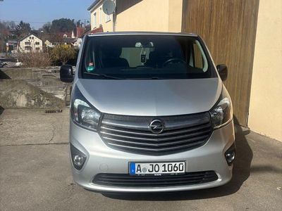 Gebraucht Opel Vivaro S 125 PS (91 kW) 2018 Silber Van / Kleinbus