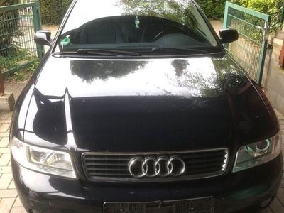 gebraucht Audi A4 Typ B5 Baujahr 1998 wenig gelaufen