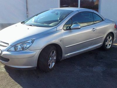 Gebraucht Peugeot 307 CC 185 PS (136 kW) 2004 Silber Cabrio