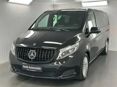 Gebraucht Mercedes V220 163 PS (119 kW) 2017 Schwarz Van / Kleinbus