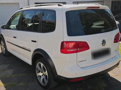 Usata VW Touran Cross 140 CV (102 kW) 2011 Bianco Monovolume