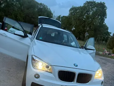 Gebraucht BMW X1 M Sport 150 PS (110 kW) 2012 Weiß SUV