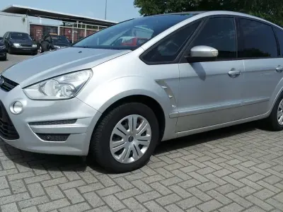 Gebraucht Ford S-MAX Trend 140 PS (102 kW) 2012 Silber Van / Kleinbus