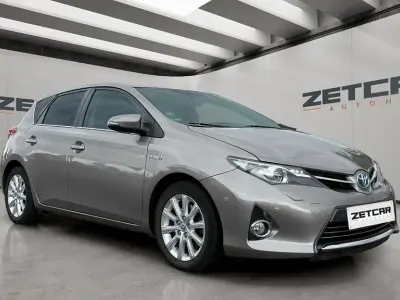 Gebraucht Toyota Auris Hybrid Executive 99 PS (72 kW) 2014 Avant garde bronze Limousine