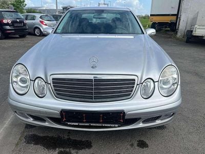 Mercedes E200