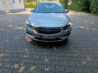 Gebraucht Opel Astra Sport 110 PS (80 kW) 2017 Silber Kombi