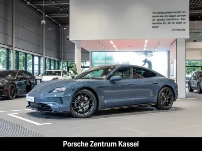 Nouă Porsche Taycan GTS 514 kW (700 CP) 2026 Albastru Berlinǎ