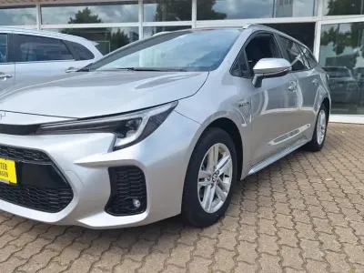 Neu Suzuki Swace Comfort+ 98 PS (72 kW) 2025 Silber Kombi