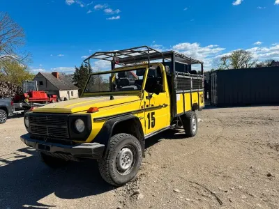 Używany Mercedes G290 84 KM (61 kW) 1999 Żółty SUV