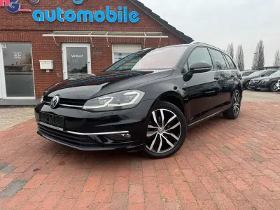 Gebraucht VW Golf VII Comfortline 116 PS (85 kW) 2018 Schwarz Limousine