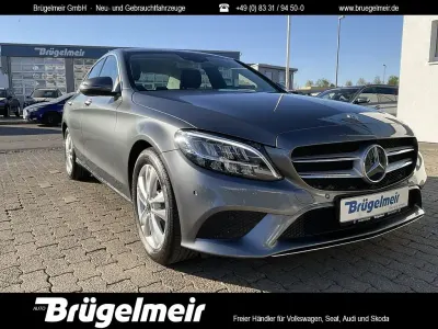 Gebraucht Mercedes C180 Avantgarde 156 PS (114 kW) 2020 Selenitgrau  lack Limousine