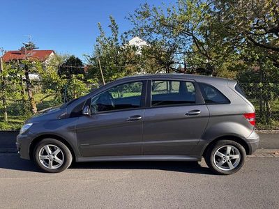 Usata Mercedes B170 116 CV (85 kW) 2008 Grigio Monovolume