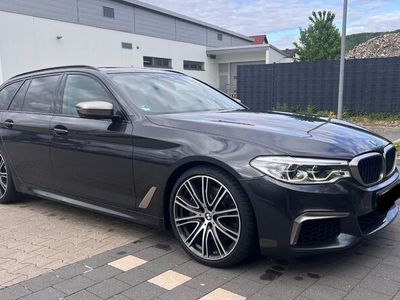 BMW M550