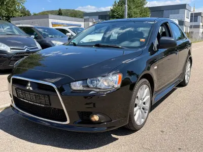 Gebraucht Mitsubishi Lancer Sportback 150 PS (110 kW) 2011 Schwarz Limousine