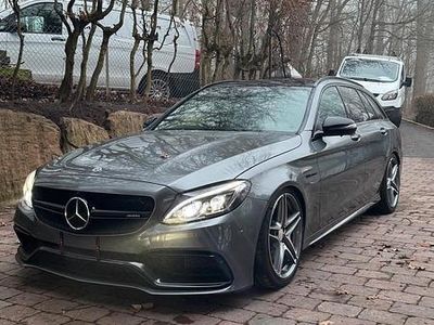 Mercedes C63 AMG