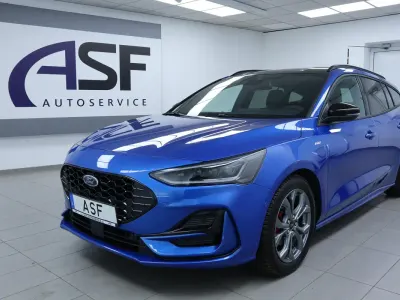 Gebraucht Ford Focus ST-Line X 155 PS (114 kW) 2024 Dynamic blau Kombi