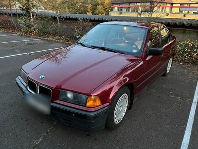 Gebraucht BMW 316 99 PS (72 kW) 1991 Rot Limousine
