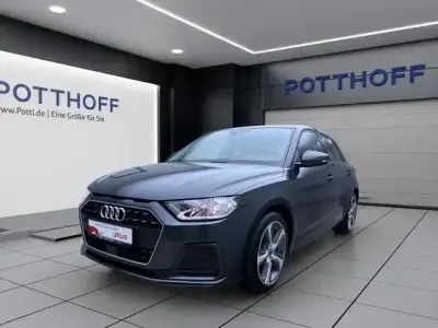 Używany Audi A1 Sportback Advanced 150 KM (110 kW) 2021 Szary Hatchback