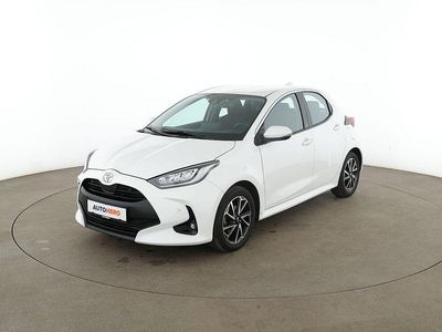 Gebraucht Toyota Yaris Team 125 PS (91 kW) 2023 Weiß Kleinwagen