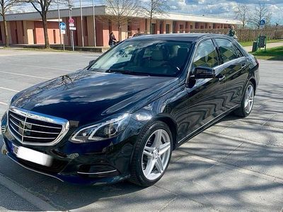 Gebraucht Mercedes E400 333 PS (244 kW) 2014 Schwarz Limousine