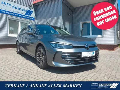 Gebraucht VW Passat Elegance 150 PS (110 kW) 2025 Grau metallic Kombi