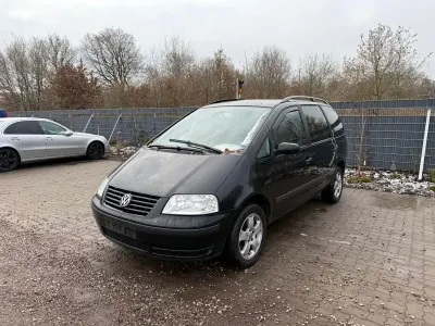 Gebraucht VW Sharan Comfortline 116 PS (85 kW) 2003 Schwarz Van / Kleinbus