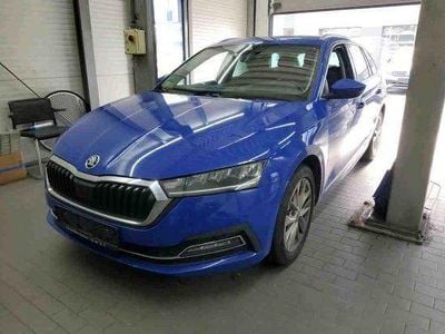 Energy blau Gebraucht 2022 Skoda Octavia First Edition Kombi | 14.970 € (Guter Preis)