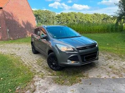 Gebraucht Ford Kuga 163 PS (119 kW) 2013 Silber SUV